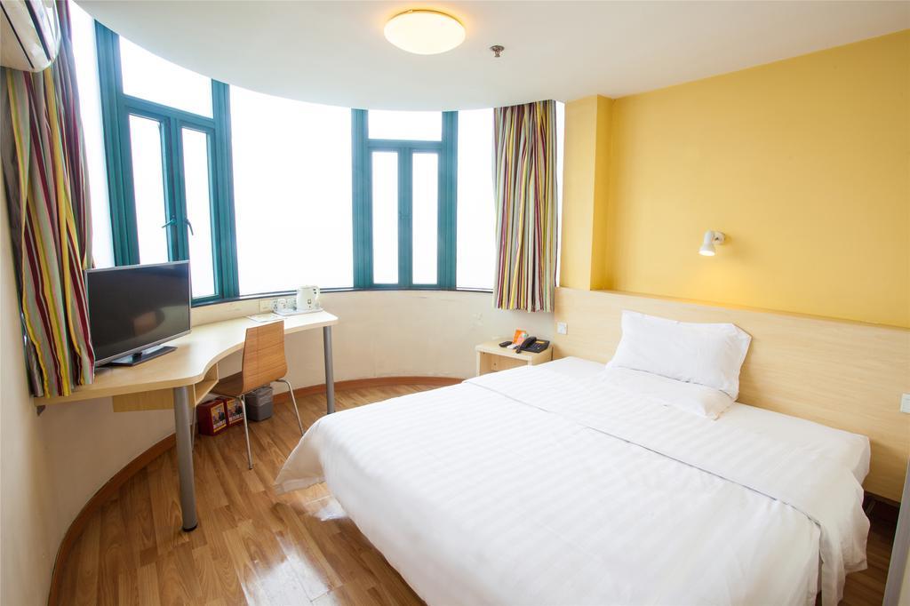 7Days Inn Guilin Ba Li Street Esterno foto