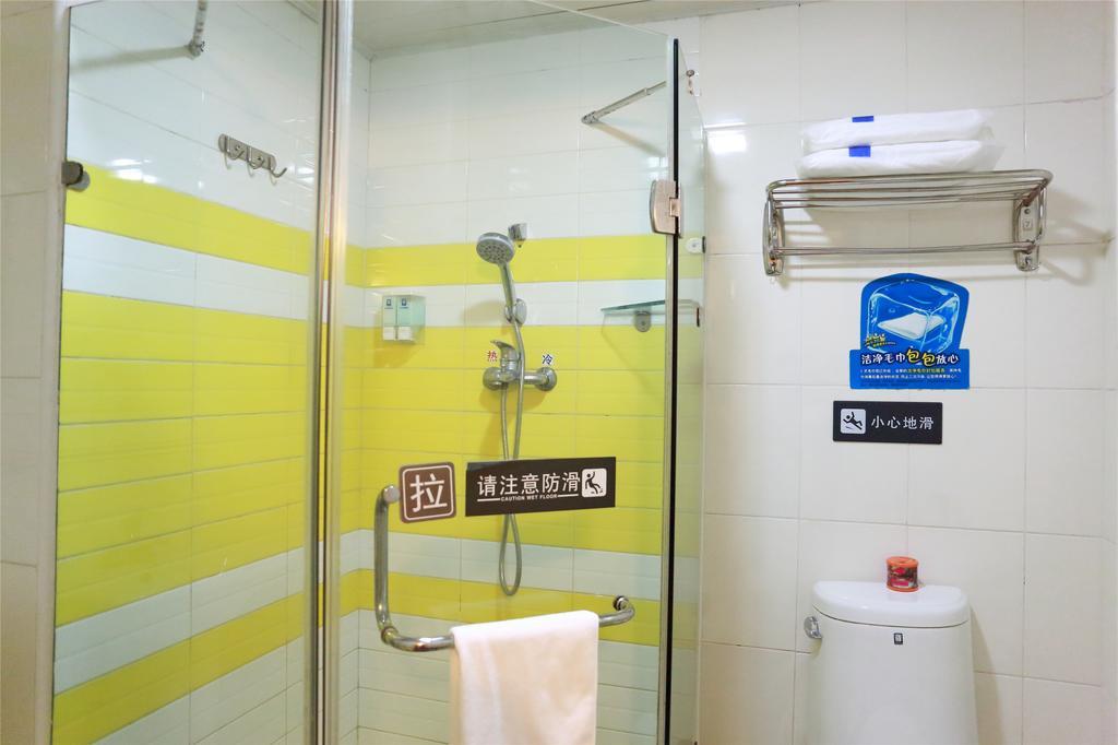 7Days Inn Guilin Ba Li Street Camera foto